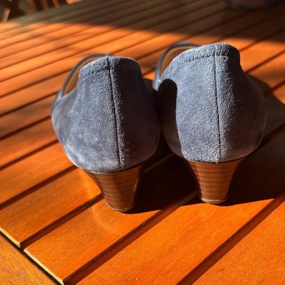 Cole Haan Sloane Wedge Pumps Blue Suede Size 8.5 Office Party Professional - Picture 3 of 5